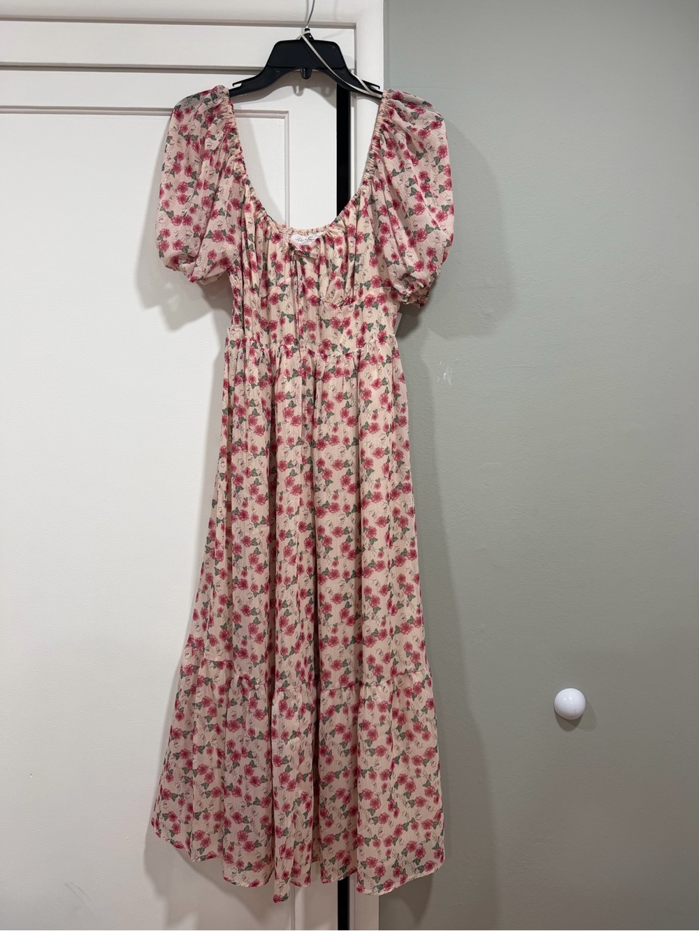 All in Favor Blush Pink Floral Smocked Puff Sleeve Tiered Maxi Dress M